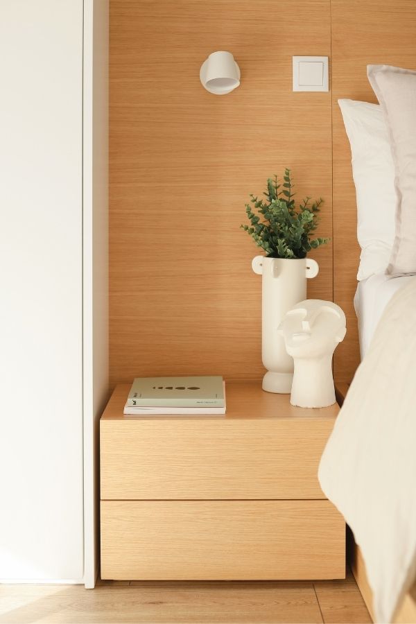 Smart Storage Bedroom projeto de quarto by casascomdesign